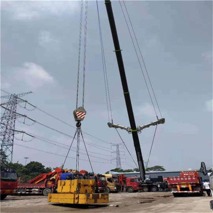 屯城镇风电设备吊装